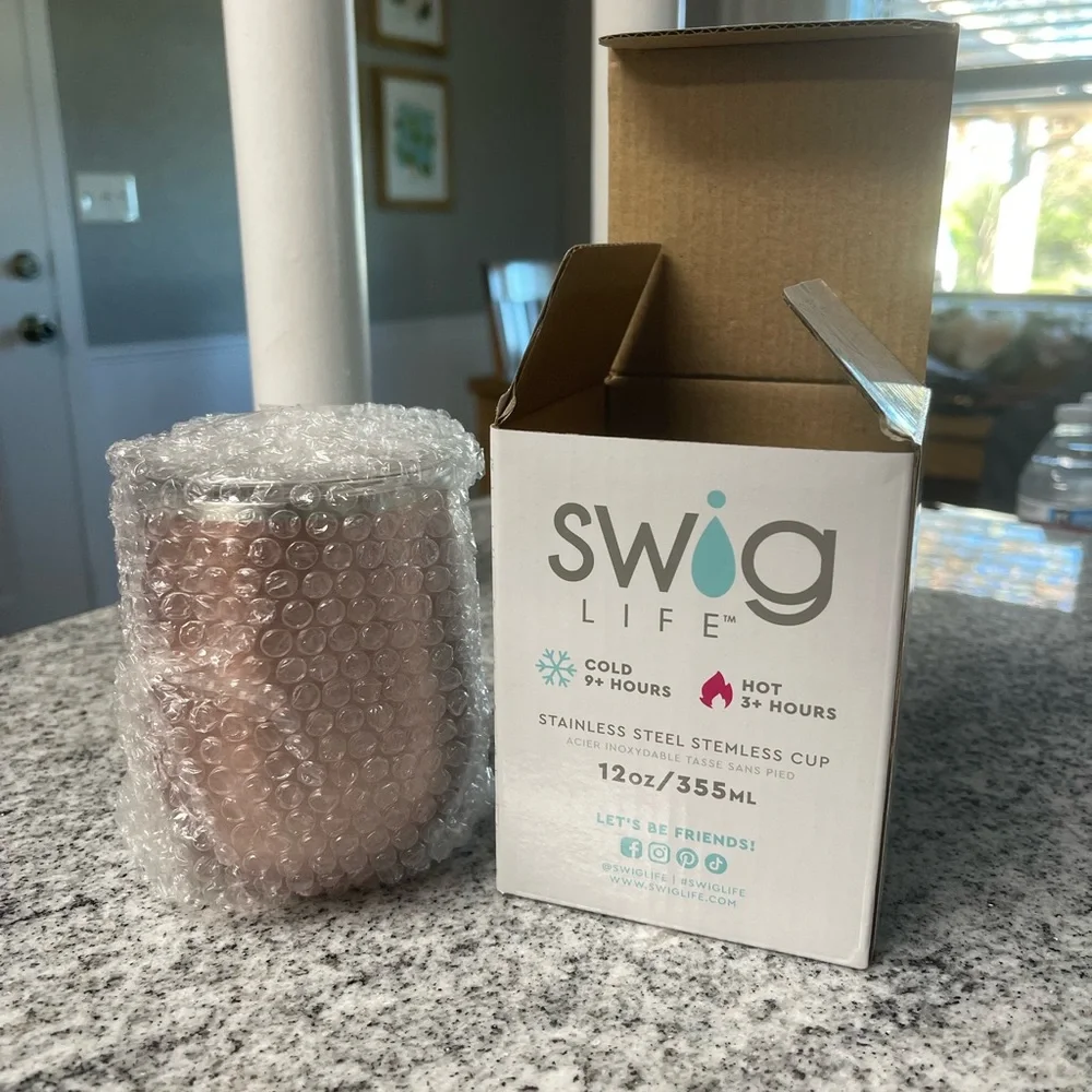 Swig Life keeps drink